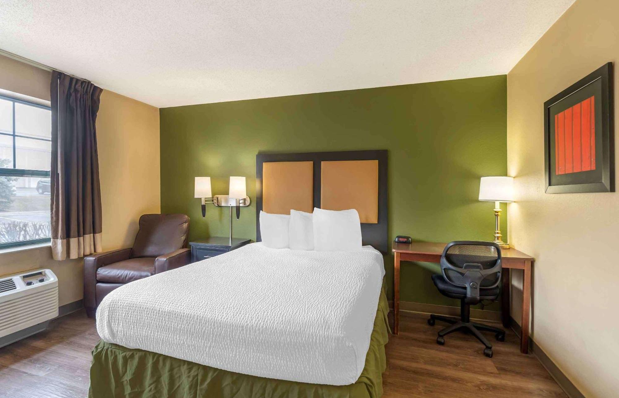 שאומבורג Extended Stay America Suites - Chicago - Woodfield Mall מראה חיצוני תמונה